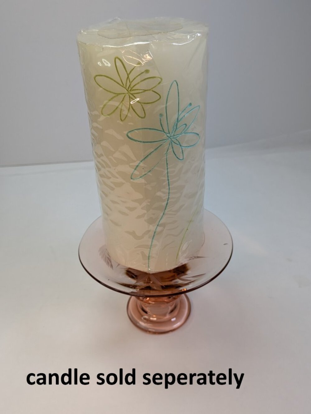 Vintage 1930s Depression Elegant Pink Glass Candle Holder / Pedestal Stand - Picture 5 of 16